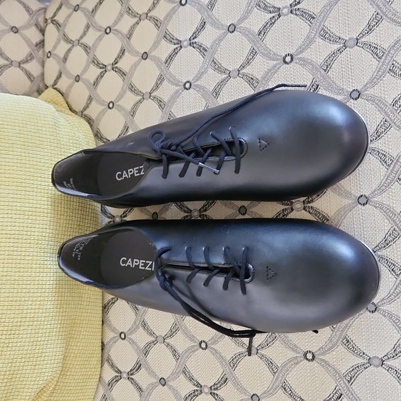 Capezio Tele Tone Tap shoes - Picture 1 of 8